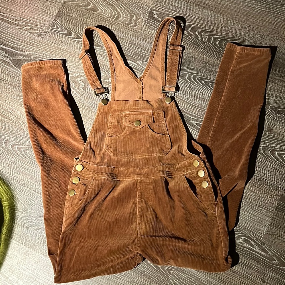 Fashion Nova overalls size large